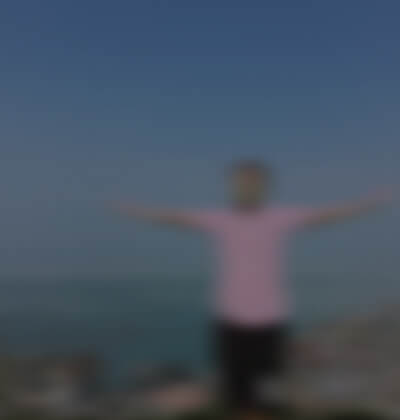 解彬在婚介公司征婚相亲照片