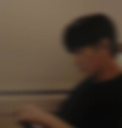 解冬在婚介所公司征婚相亲的照片