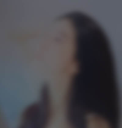 罗彩在婚介所公司征婚相亲的照片