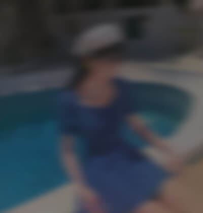 柏霞霞
